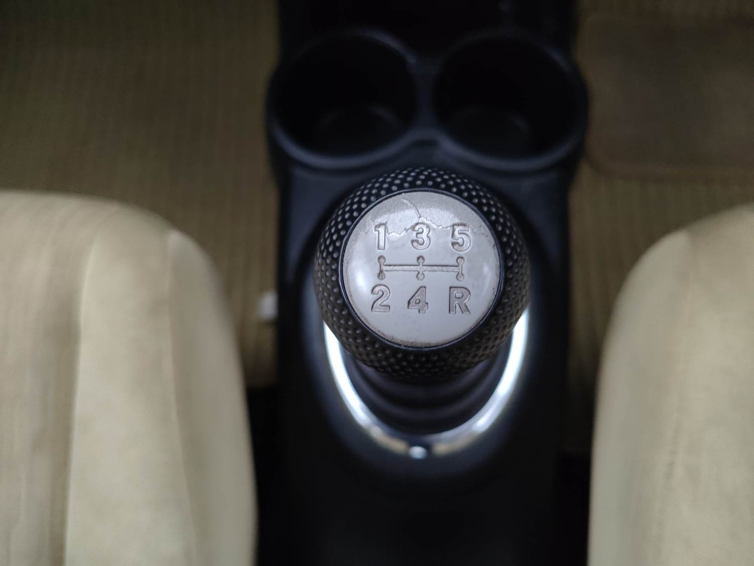 Used 2017 Honda Brio S MT Petrol Manual interior GEAR  KNOB VIEW