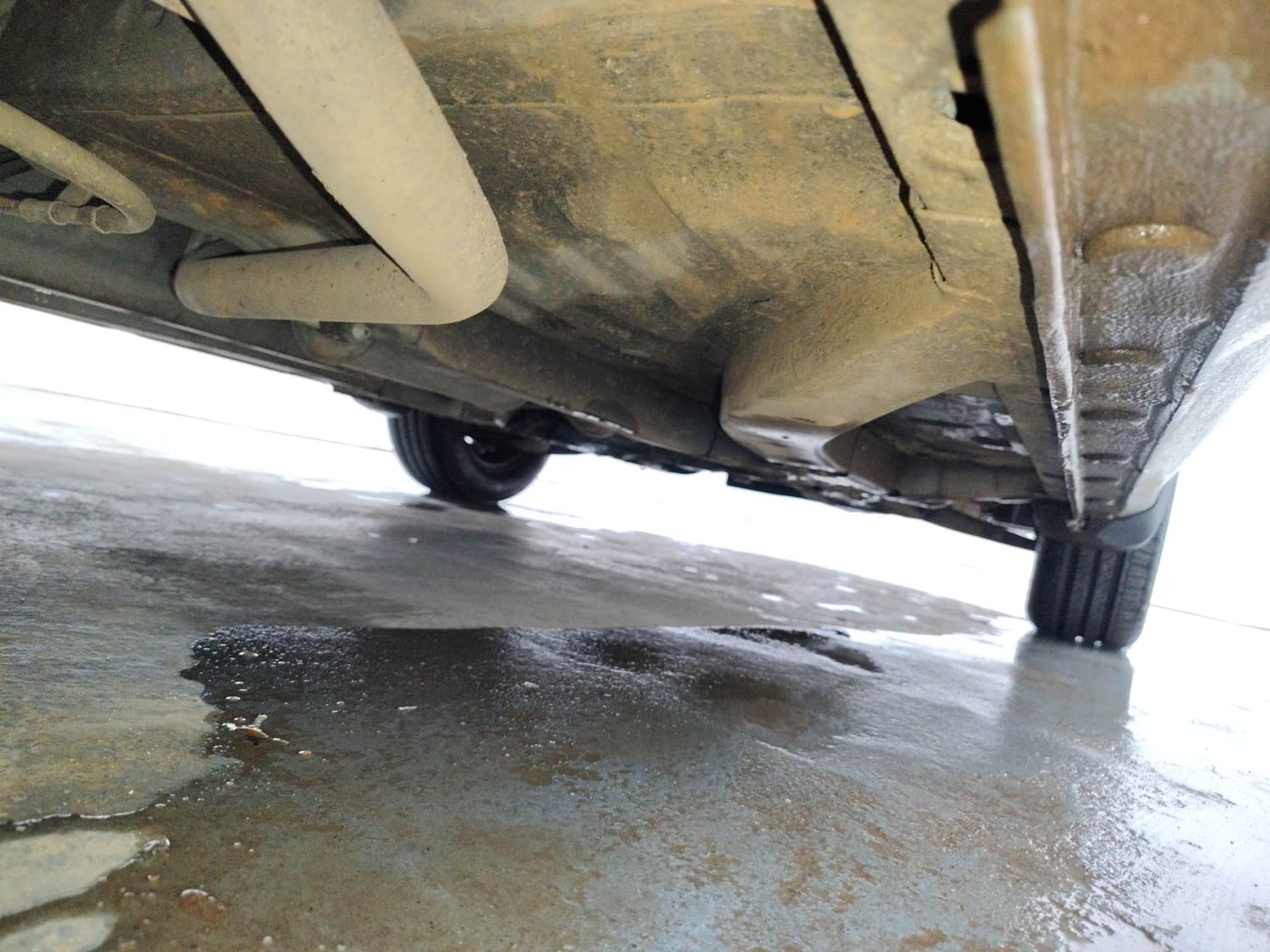 Used 2017 Honda Brio S MT Petrol Manual extra REAR RIGHT UNDERBODY VIEW