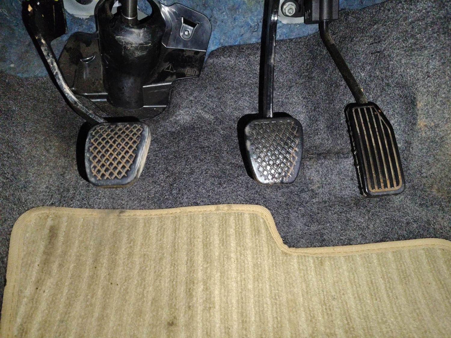 Used 2017 Honda Brio S MT Petrol Manual interior PEDALS VIEW