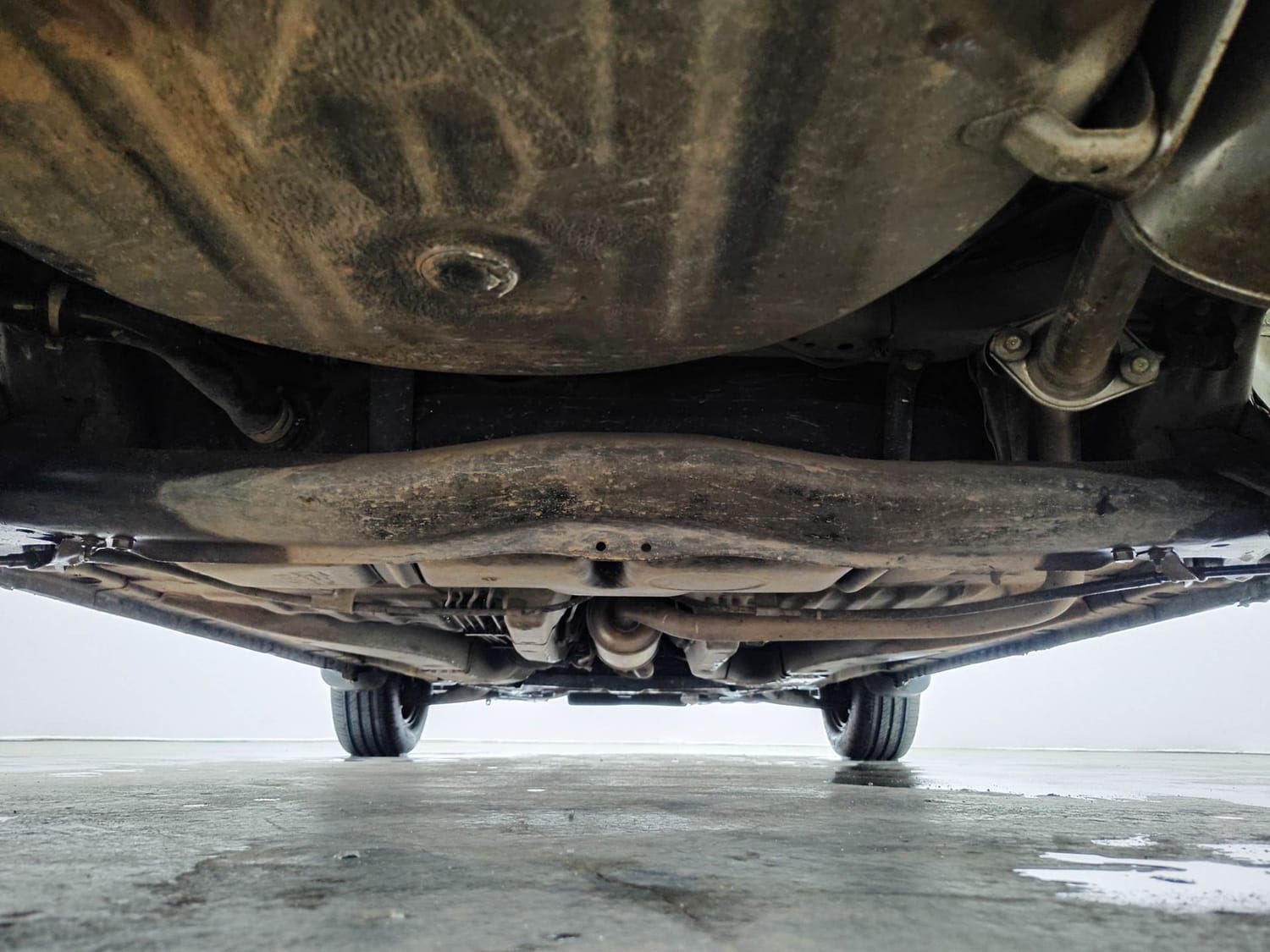Used 2017 Honda Brio S MT Petrol Manual extra REAR UNDERBODY VIEW (TAKEN FROM REAR)