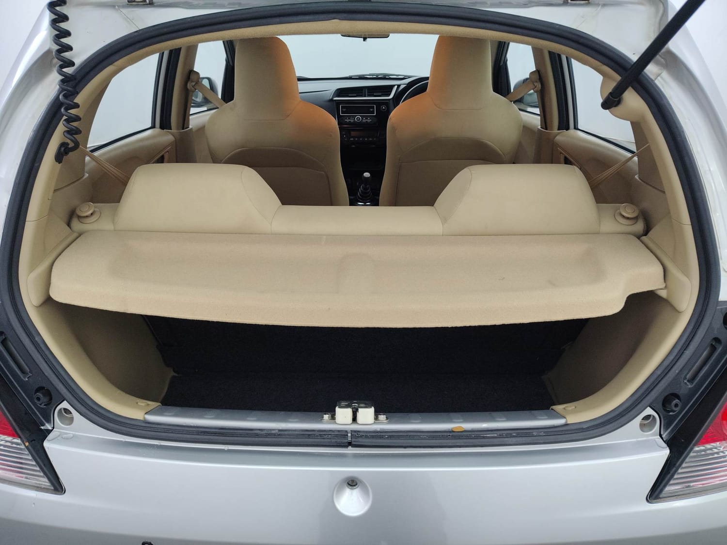 Used 2017 Honda Brio S MT Petrol Manual interior DICKY INSIDE VIEW
