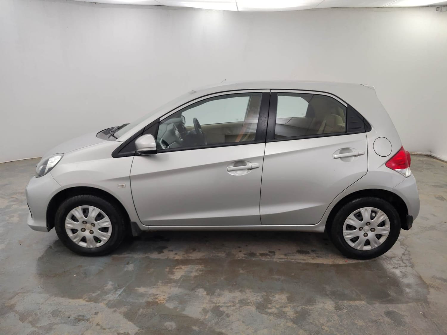 Used 2017 Honda Brio S MT Petrol Manual exterior LEFT SIDE VIEW