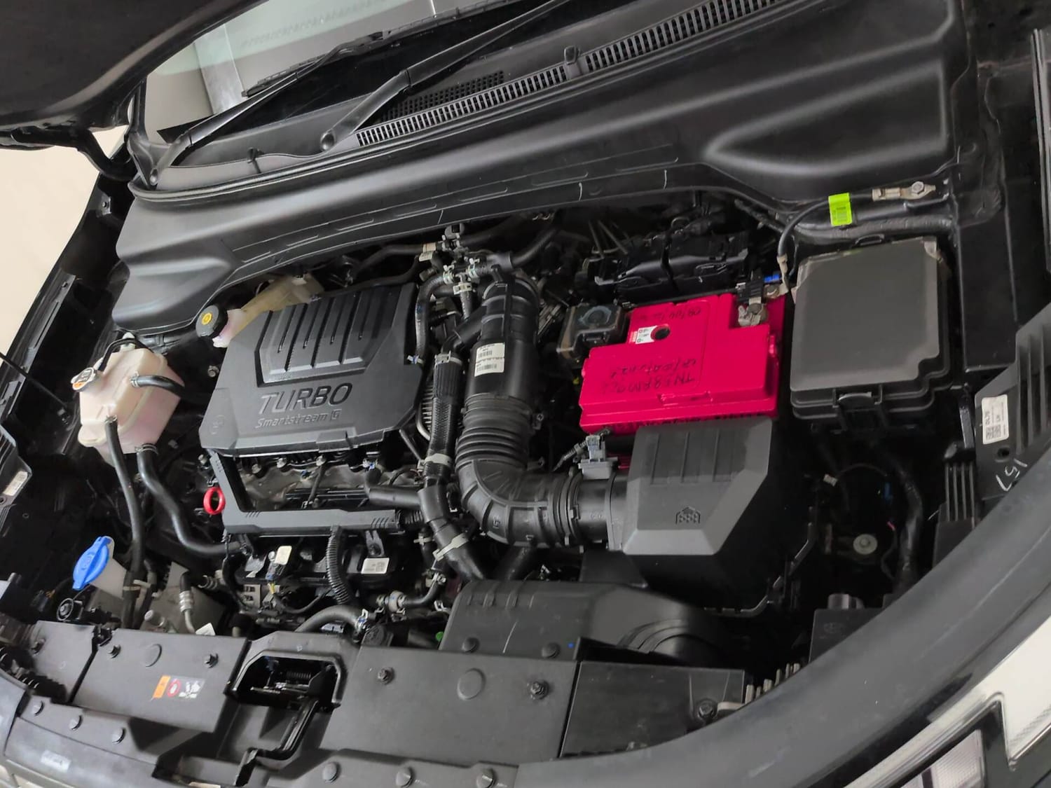 Used 2024 Hyundai Creta N-Line N10 1.5 Turbo MT Petrol Manual engine ENGINE LEFT SIDE VIEW