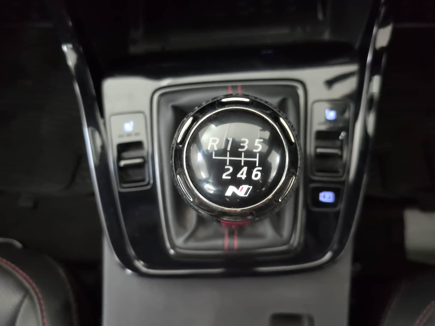 Used 2024 Hyundai Creta N-Line N10 1.5 Turbo MT Petrol Manual interior GEAR  KNOB VIEW