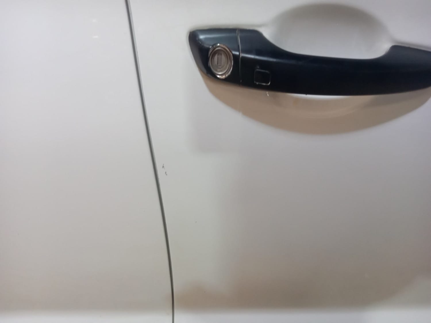 Used 2021 Hyundai Verna SX 1.5 VTVT IVT Petrol Automatic dents MINOR SCRATCH