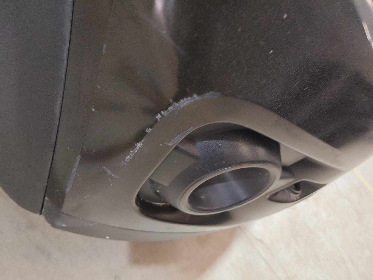 Used 2018 Renault Kwid RXT Opt Petrol Manual dents MINOR SCRATCH
