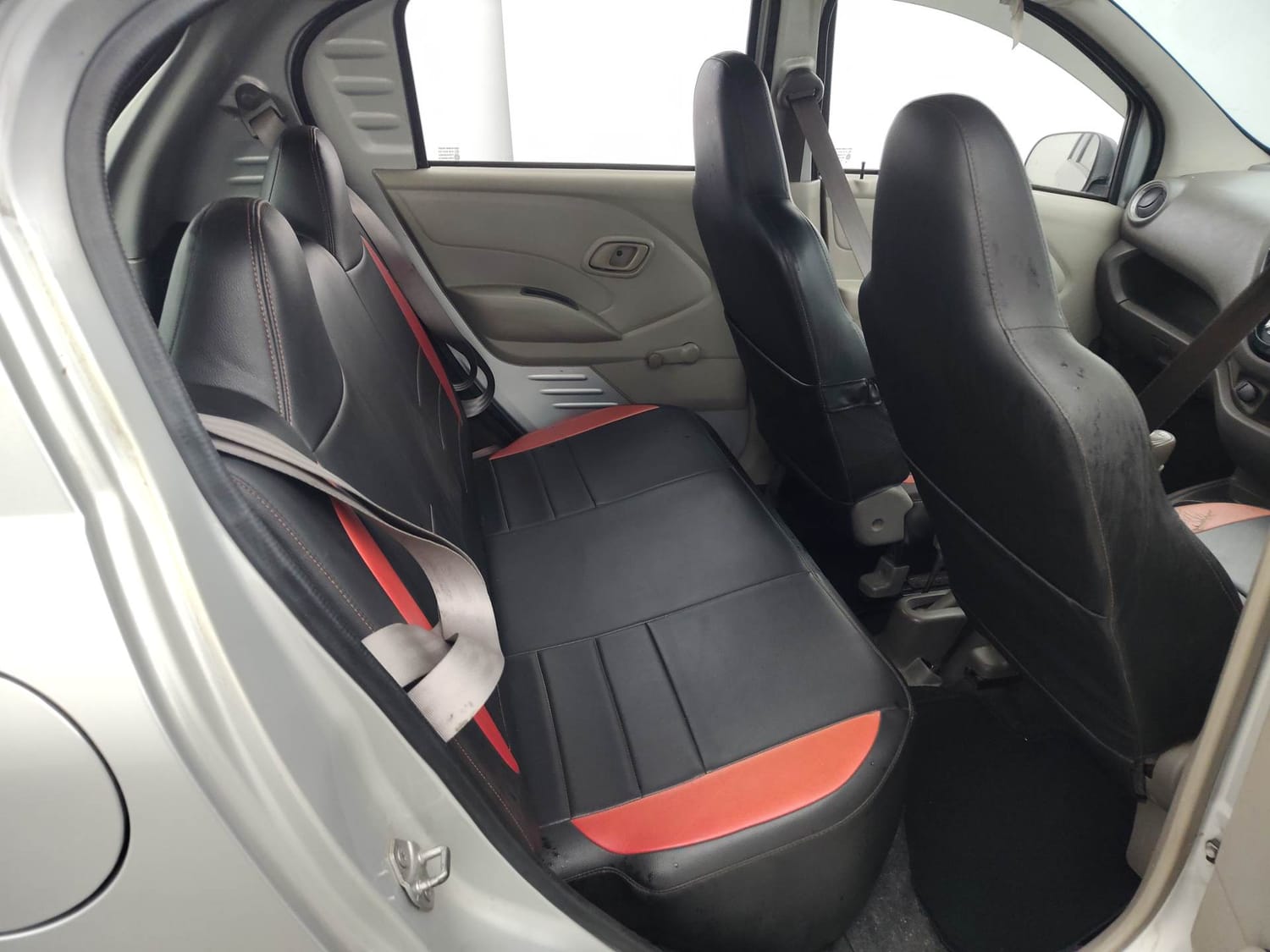 Used 2016 Datsun Redi-GO T (O) Petrol Manual interior RIGHT SIDE REAR DOOR CABIN VIEW