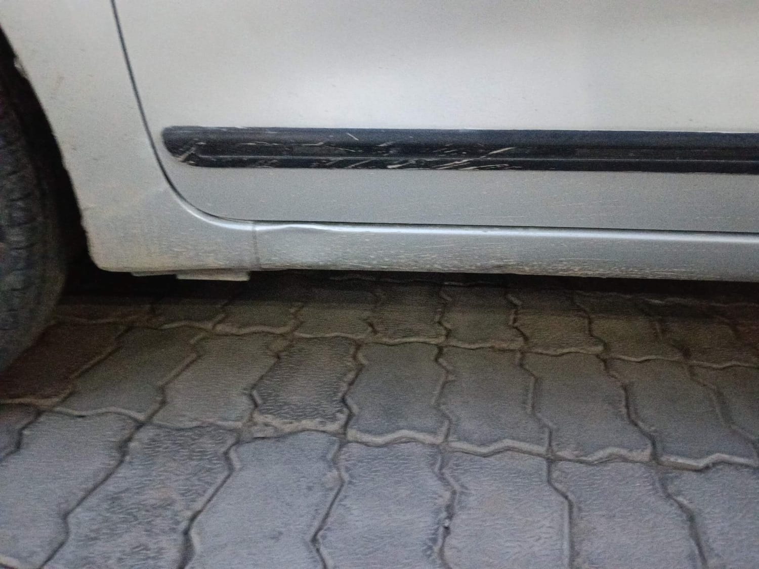 Used 2018 Maruti Suzuki Dzire VXi AMT Petrol Automatic dents MINOR DENT