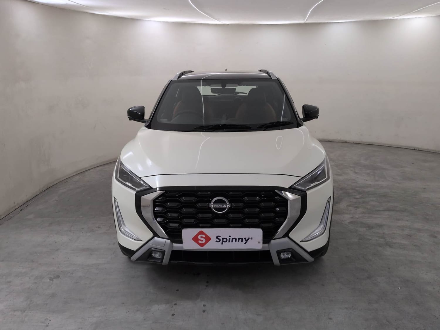 Used 2026 Nissan Magnite Tekna Plus HRAO 1.0 Turbo Petrol MT Dual Tone Petrol Manual exterior FRONT VIEW