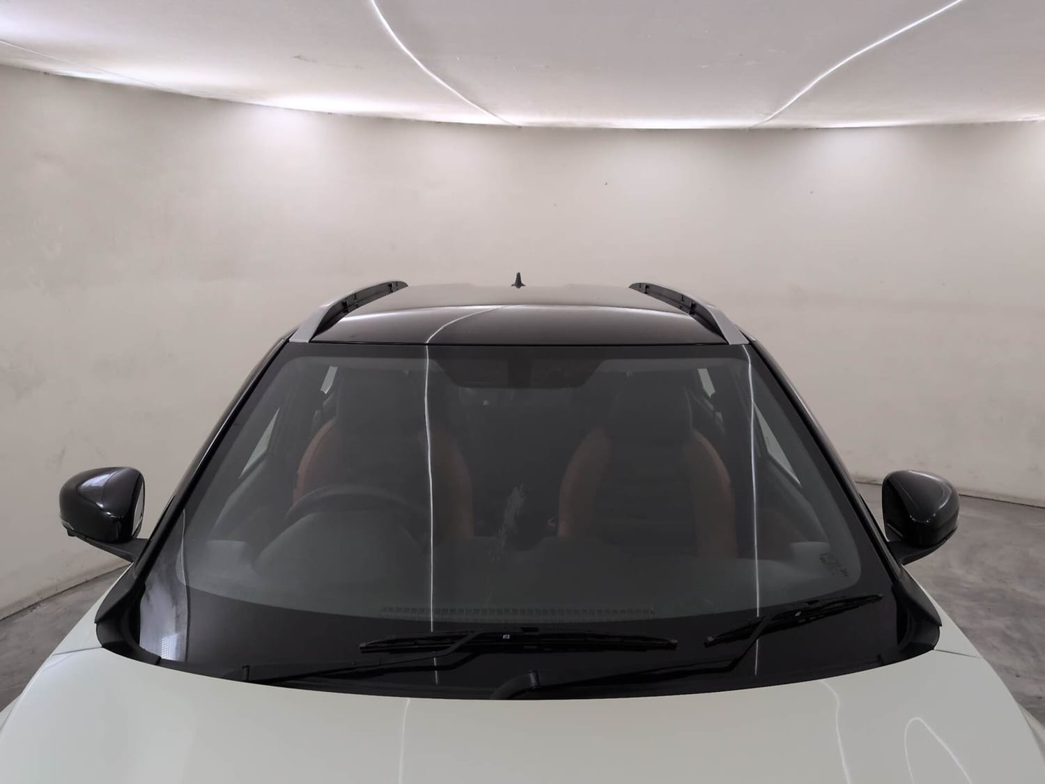Used 2026 Nissan Magnite Tekna Plus HRAO 1.0 Turbo Petrol MT Dual Tone Petrol Manual exterior FRONT WINDSHIELD VIEW