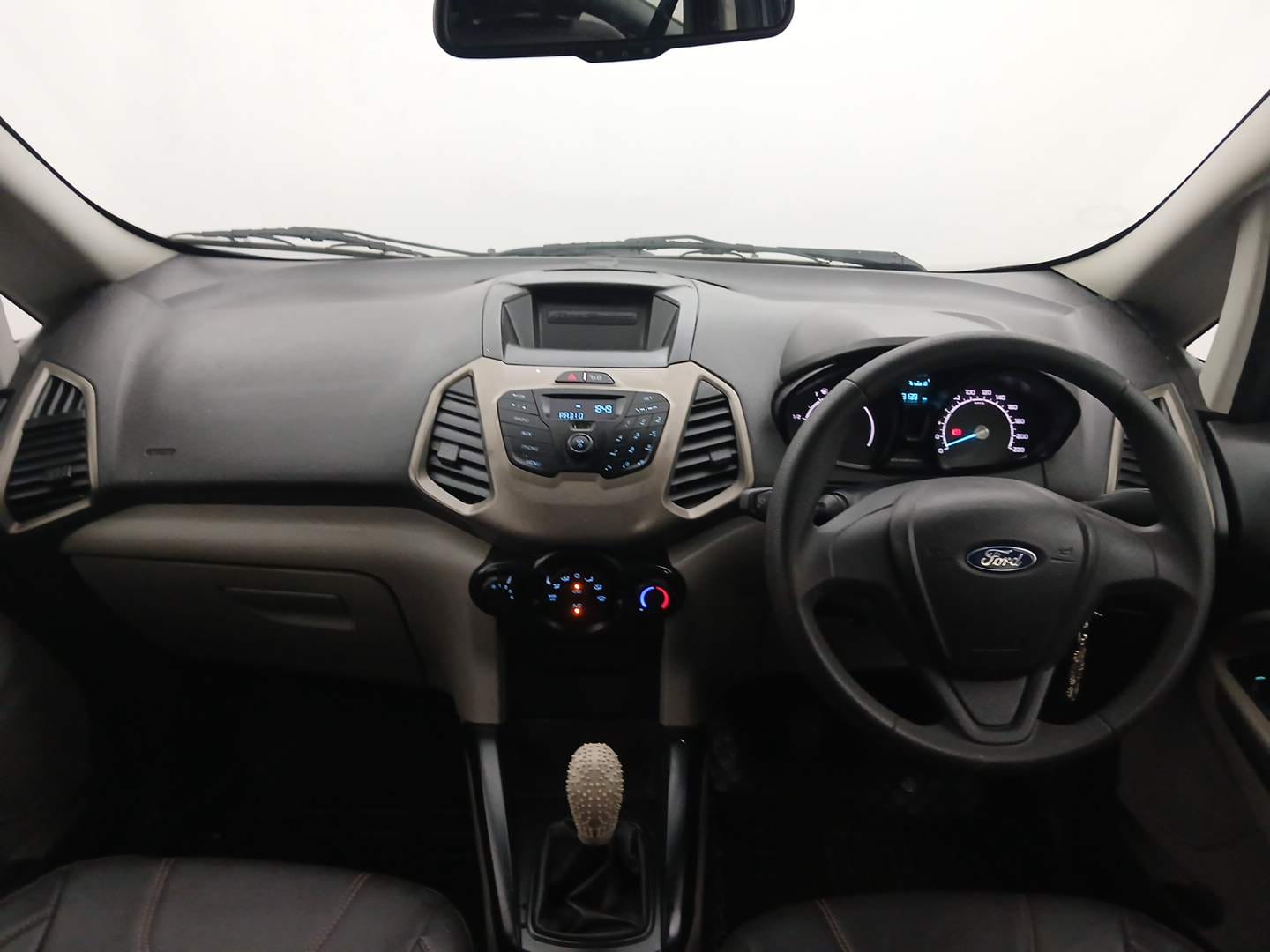 Used 2017 Ford EcoSport Ambiente 1.5L Ti-VCT Petrol Manual interior DASHBOARD VIEW