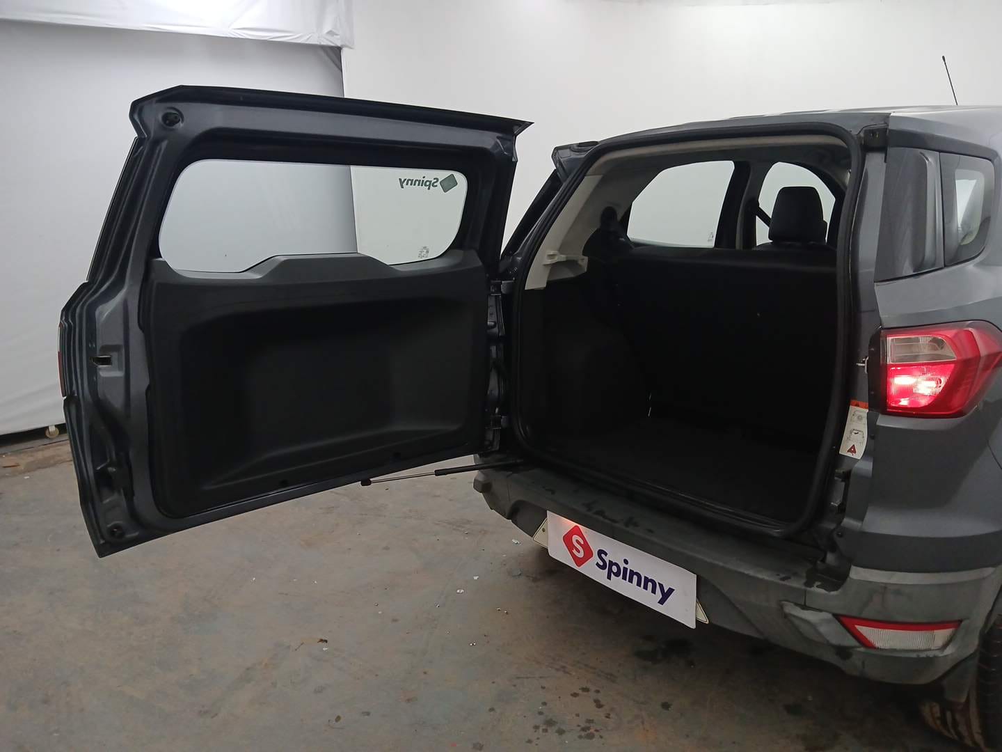 Used 2017 Ford EcoSport Ambiente 1.5L Ti-VCT Petrol Manual interior DICKY DOOR OPEN VIEW