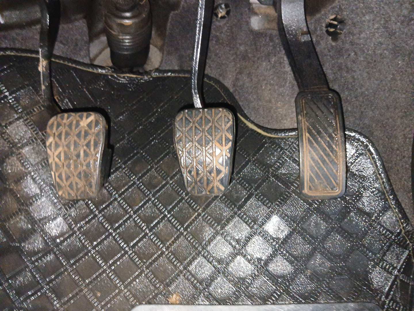 Used 2017 Ford EcoSport Ambiente 1.5L Ti-VCT Petrol Manual interior PEDALS VIEW