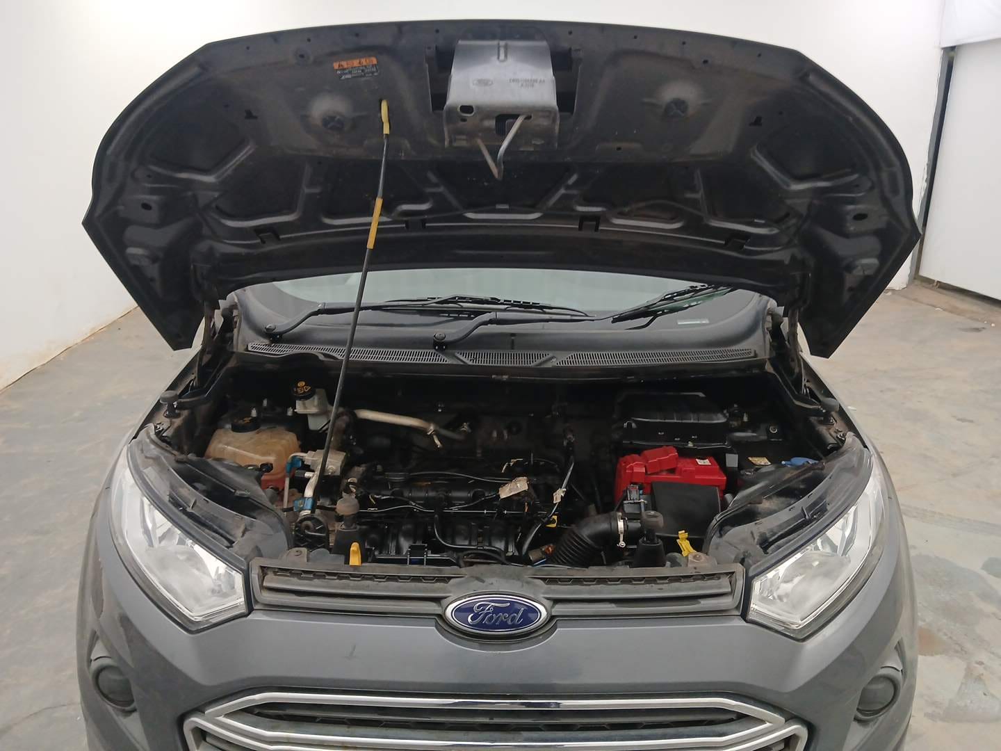 Used 2017 Ford EcoSport Ambiente 1.5L Ti-VCT Petrol Manual engine ENGINE & BONNET OPEN FRONT VIEW