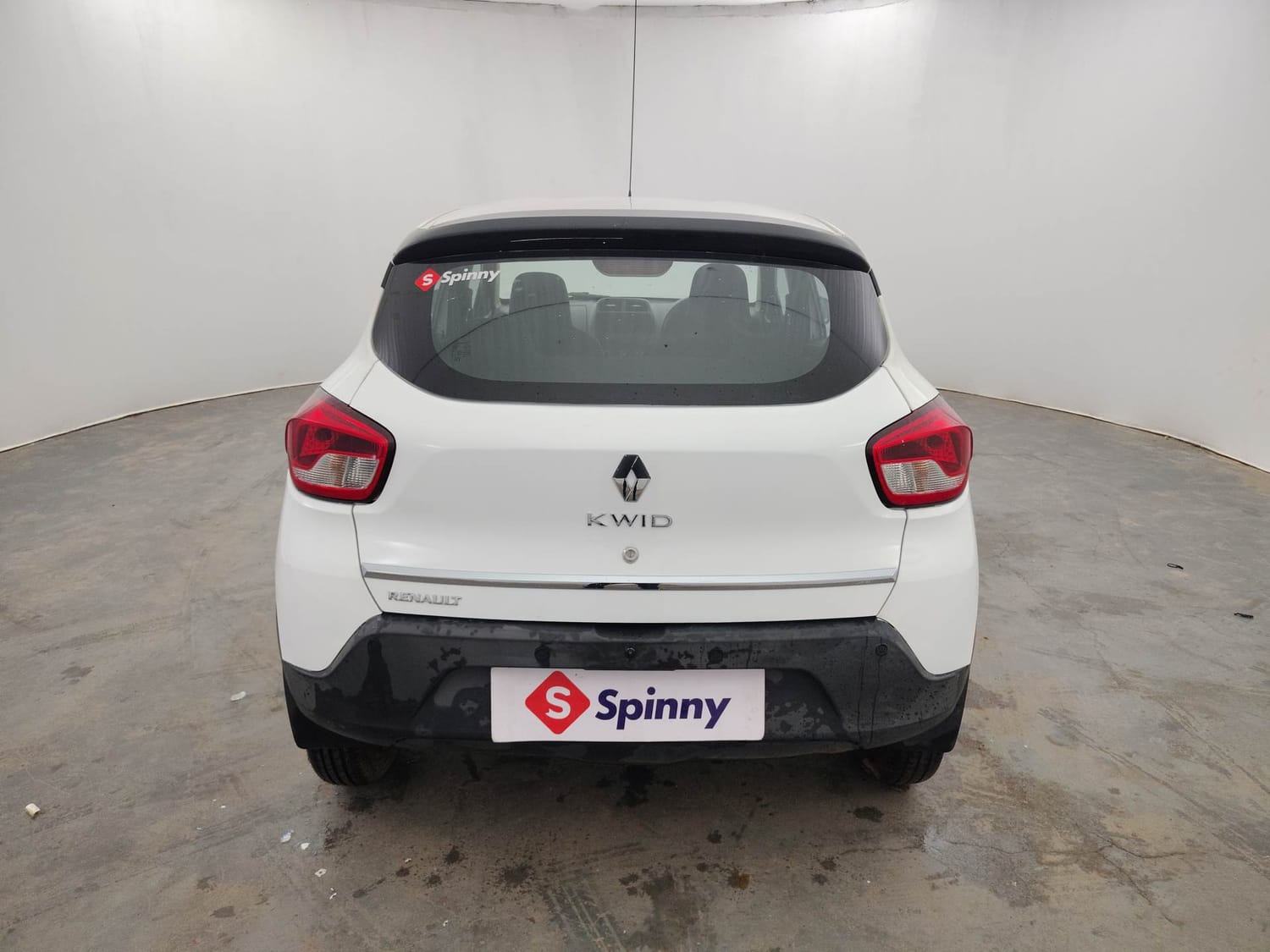 Used 2016 Renault Kwid RXT Petrol Manual exterior BACK VIEW