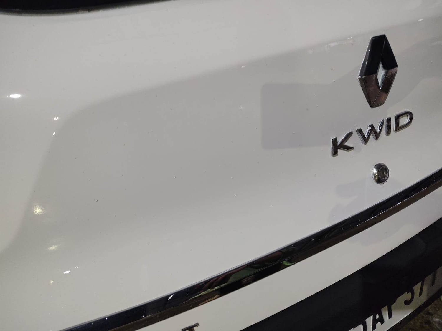 Used 2016 Renault Kwid RXT Petrol Manual dents MINOR SCRATCH