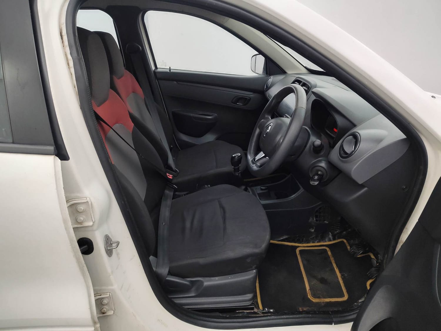 Used 2016 Renault Kwid RXT Petrol Manual interior RIGHT SIDE FRONT DOOR CABIN VIEW