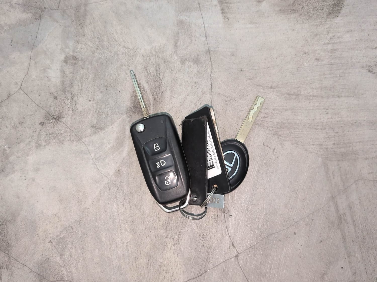 Used 2021 Tata Punch Adventure MT Petrol Manual extra CAR KEY VIEW