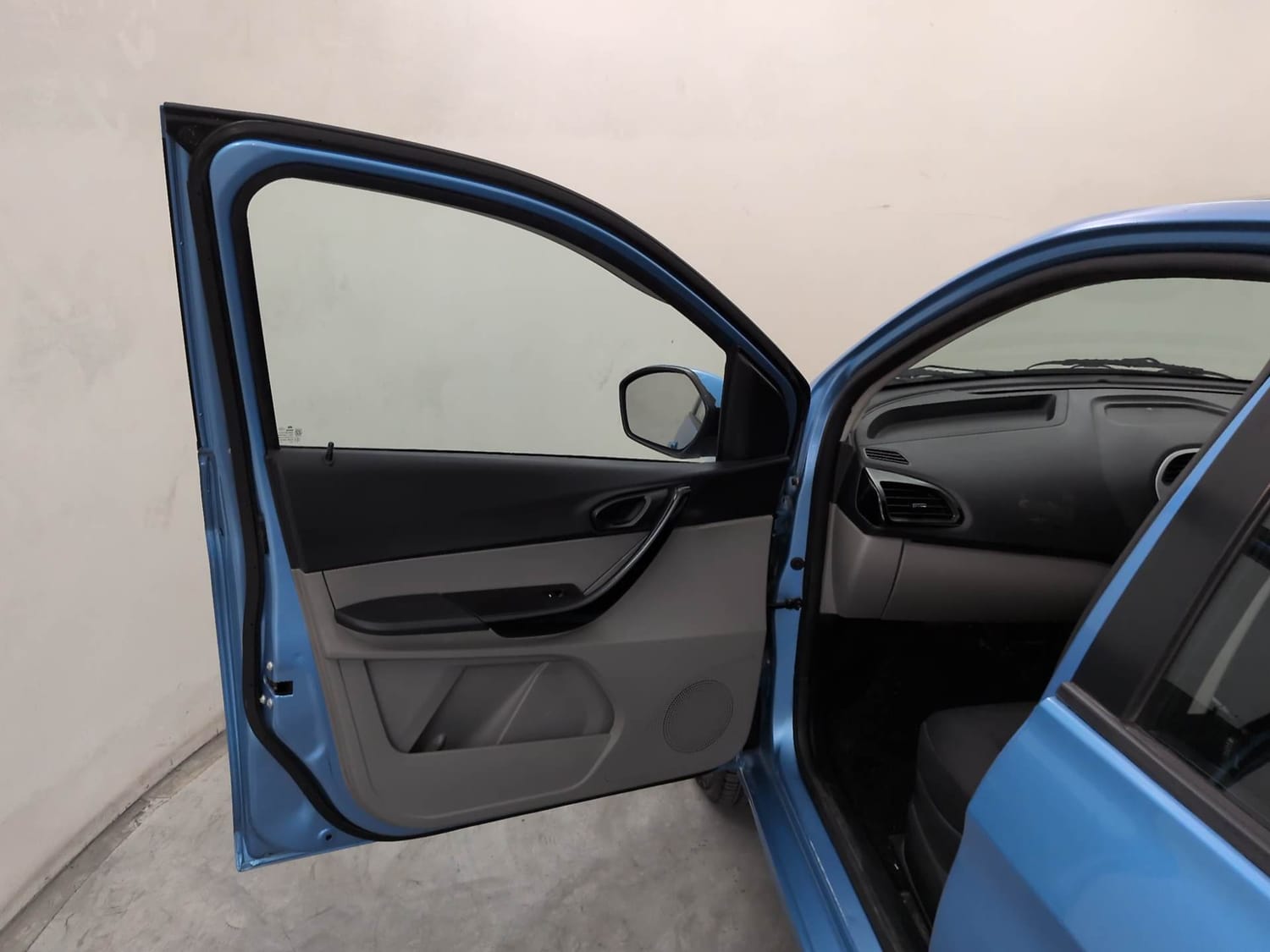 Used 2017 Tata Tiago Revotorq XT Diesel Manual interior LEFT FRONT DOOR OPEN VIEW