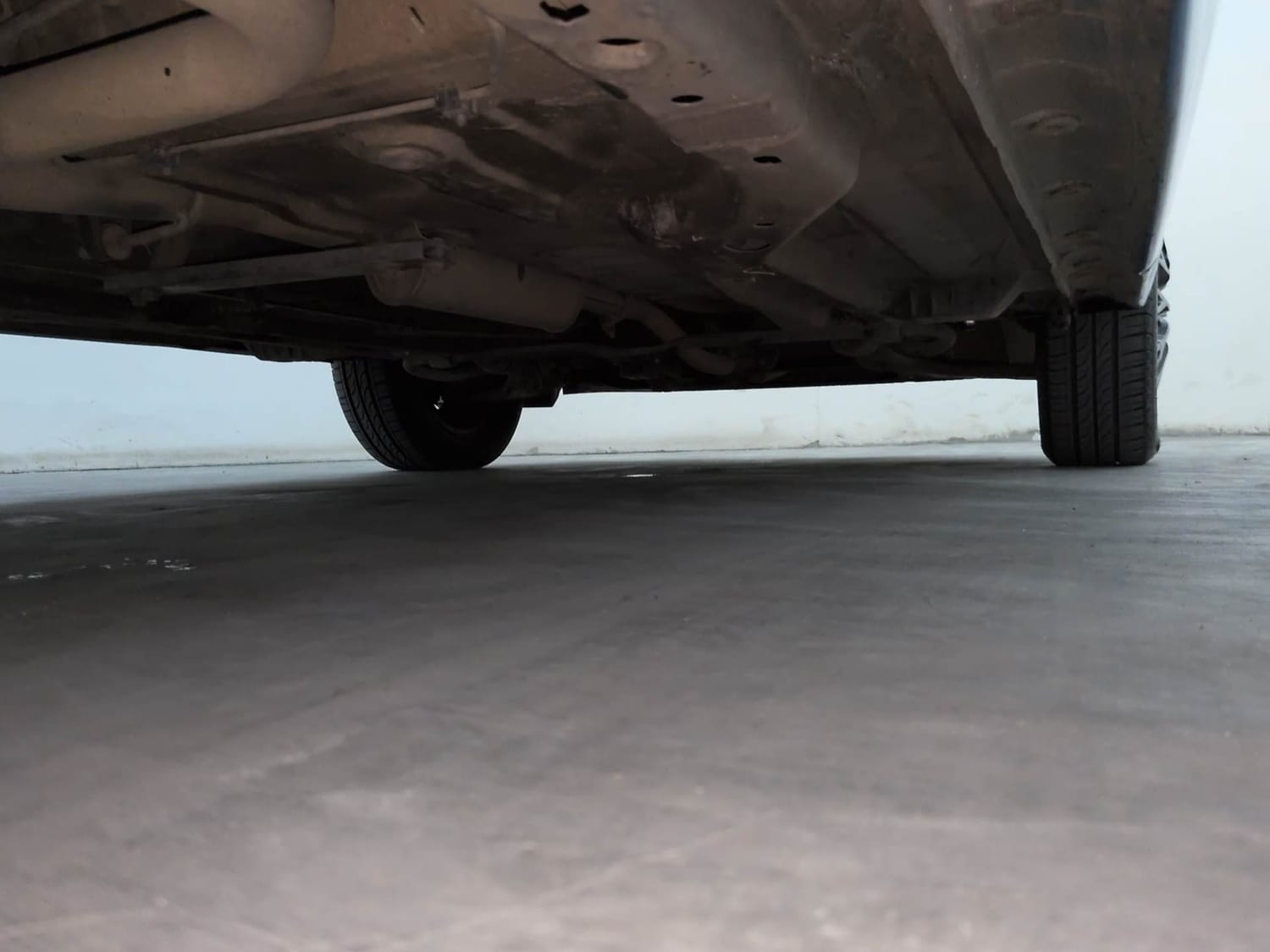 Used 2017 Tata Tiago Revotorq XT Diesel Manual extra REAR RIGHT UNDERBODY VIEW
