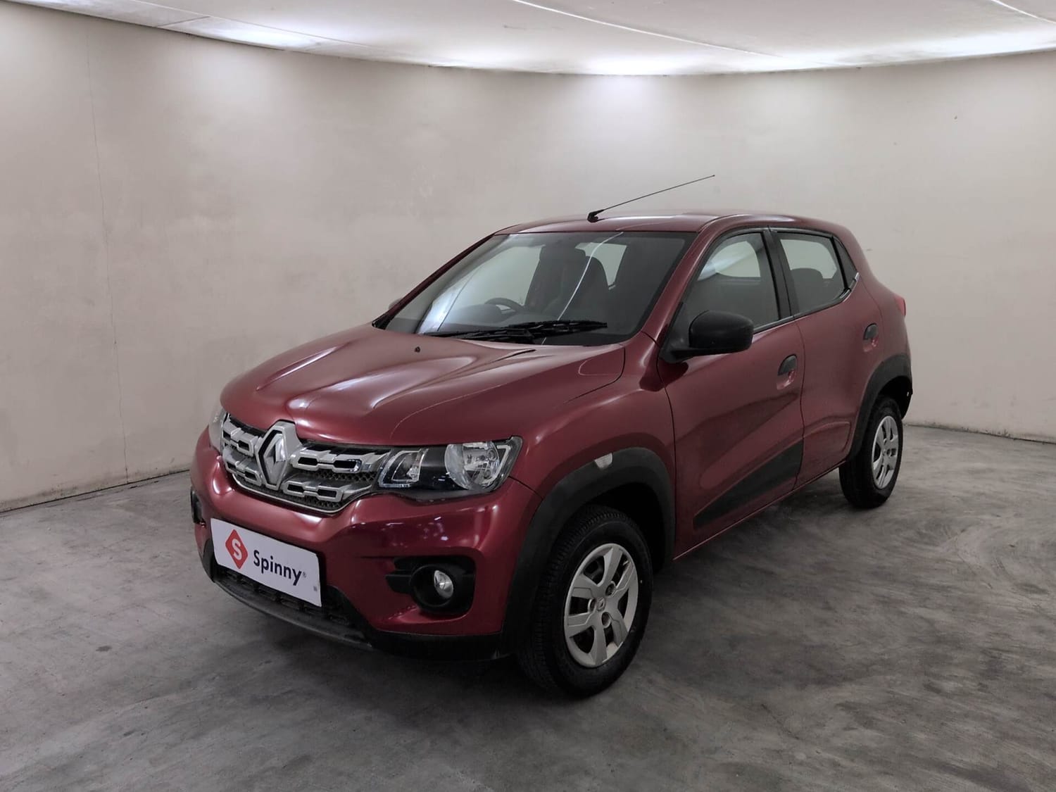 Used 2016 Renault Kwid RXT Petrol Manual exterior LEFT FRONT CORNER VIEW