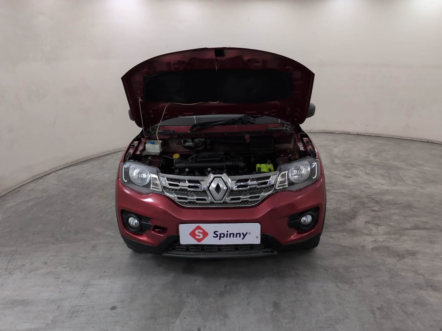 Used 2016 Renault Kwid RXT Petrol Manual engine ENGINE & BONNET OPEN FRONT VIEW