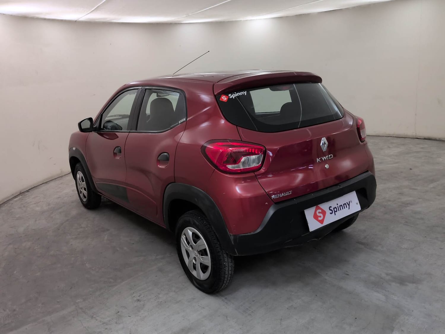 Used 2016 Renault Kwid RXT Petrol Manual exterior LEFT REAR CORNER VIEW