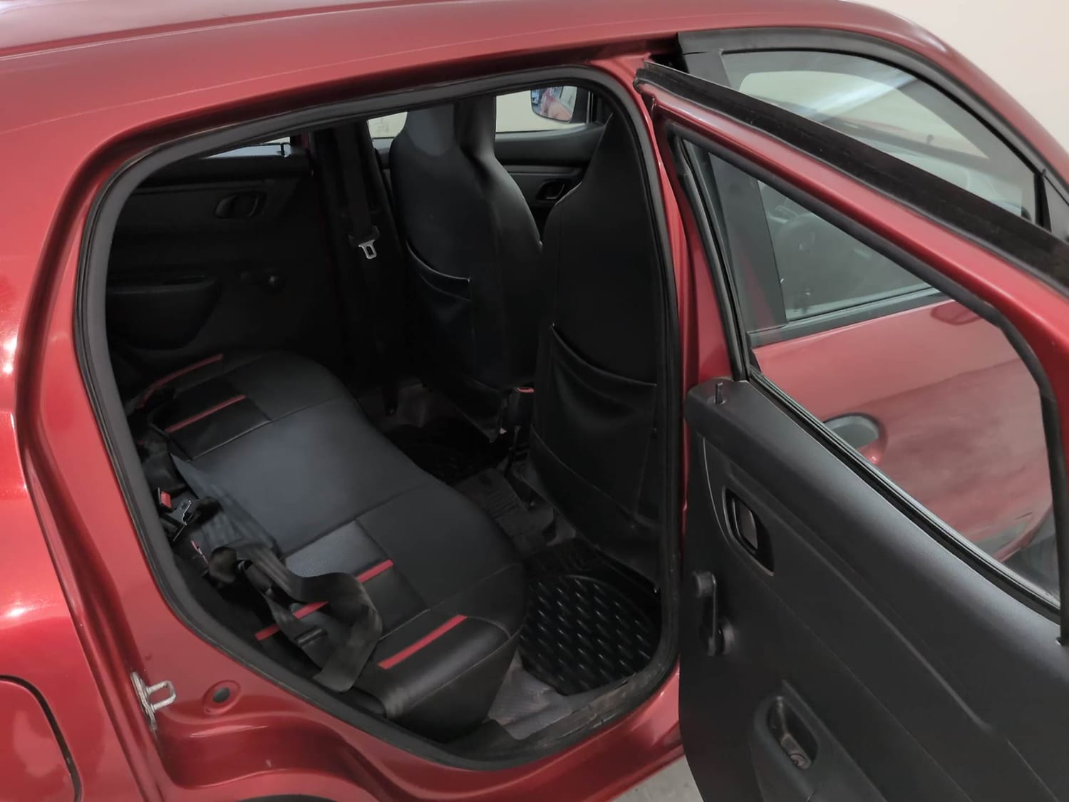 Used 2016 Renault Kwid RXT Petrol Manual interior RIGHT SIDE REAR DOOR CABIN VIEW