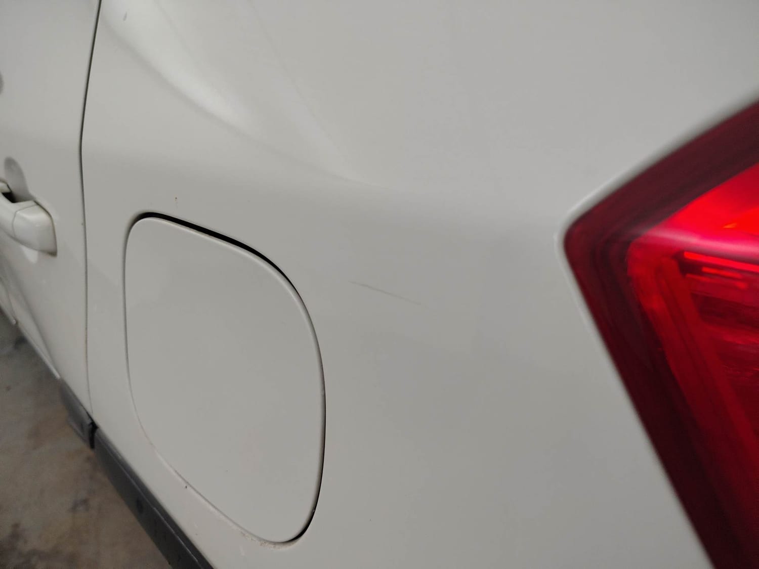 Used 2021 maruti-suzuki Vitara Brezza ZXi Plus Petrol Manual dents MINOR SCRATCH