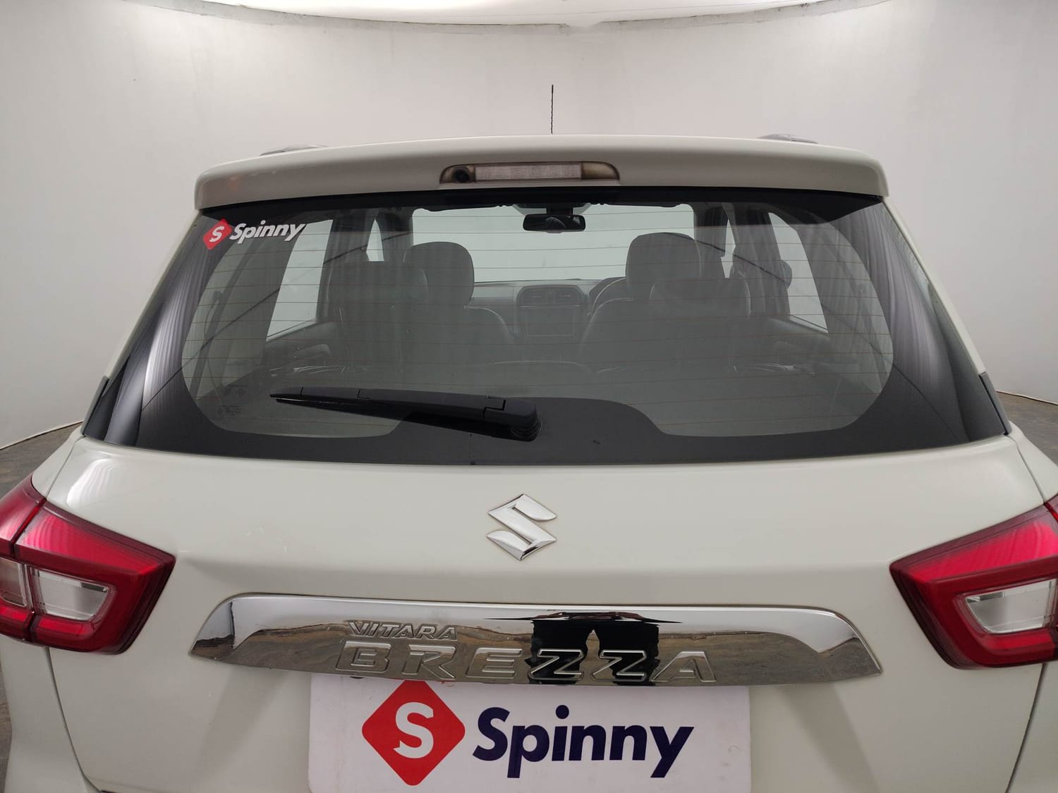 Used 2021 maruti-suzuki Vitara Brezza ZXi Plus Petrol Manual exterior BACK WINDSHIELD VIEW