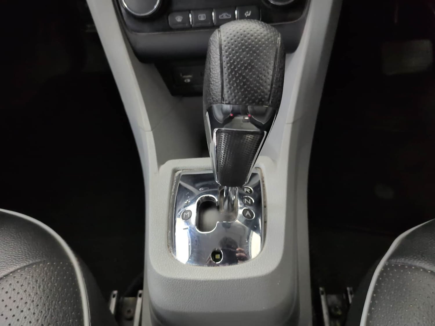 Used 2020 Tata Tiago XZA Plus Petrol Automatic interior GEAR  KNOB VIEW