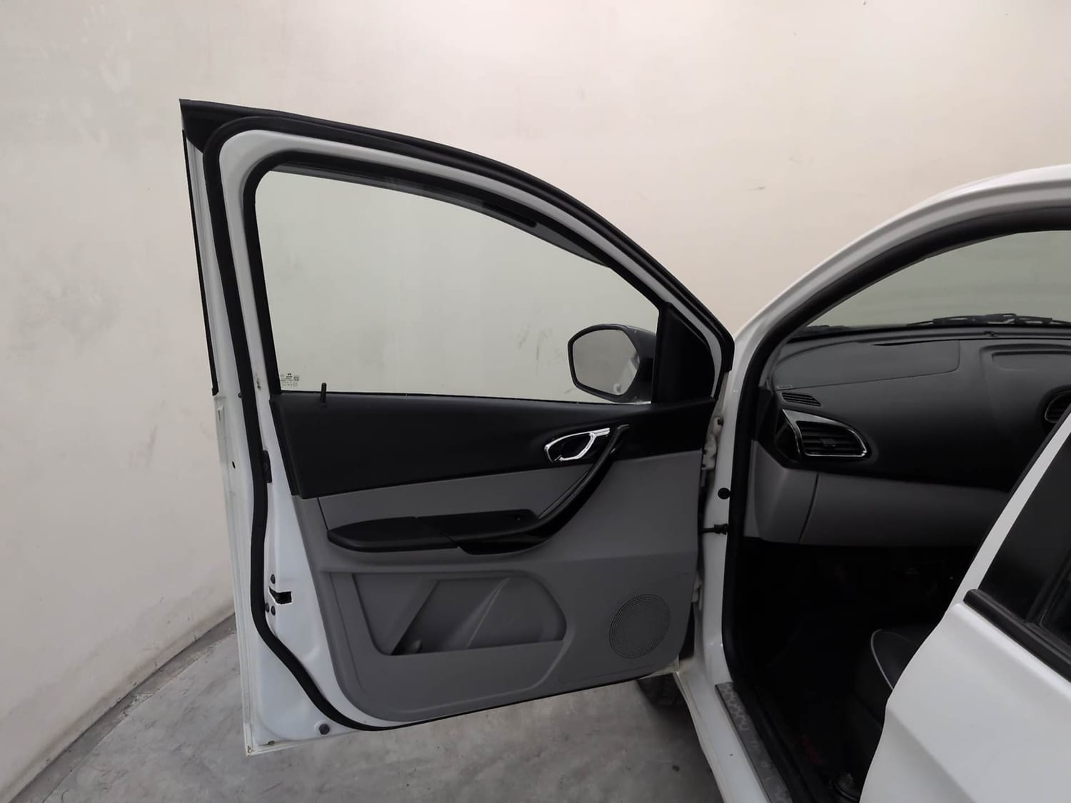 Used 2020 Tata Tiago XZA Plus Petrol Automatic interior LEFT FRONT DOOR OPEN VIEW