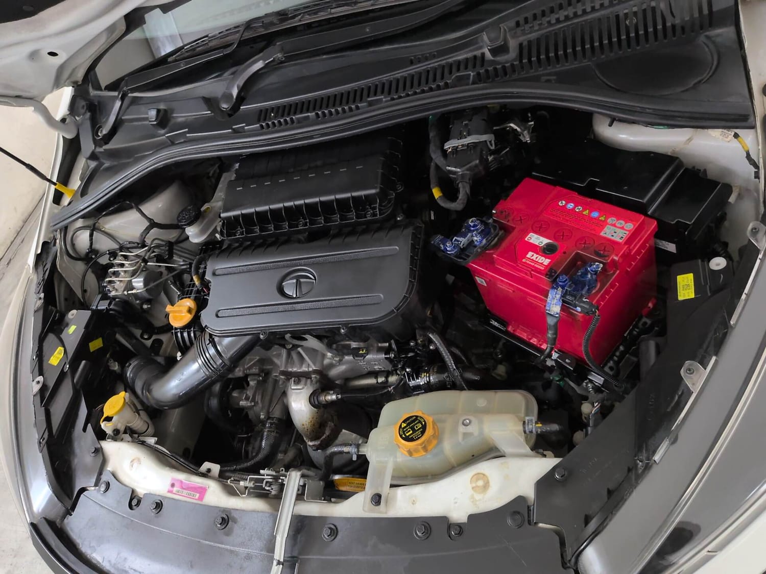 Used 2020 Tata Tiago XZA Plus Petrol Automatic engine ENGINE LEFT SIDE VIEW