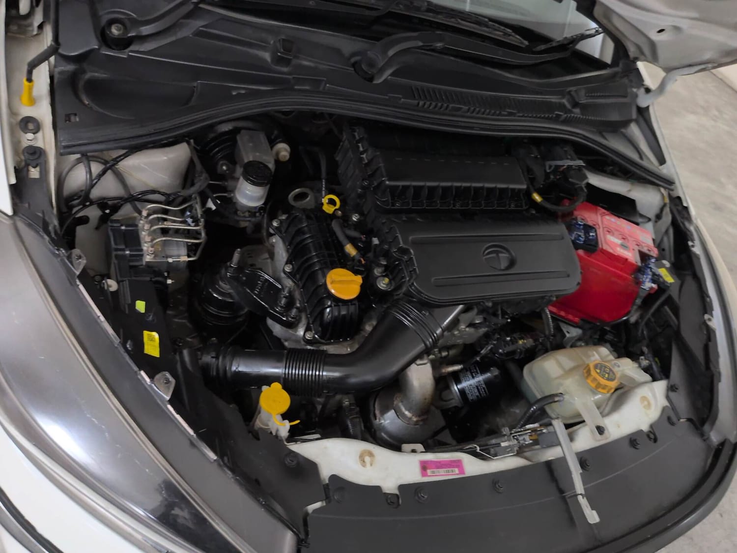 Used 2020 Tata Tiago XZA Plus Petrol Automatic engine ENGINE RIGHT SIDE VIEW