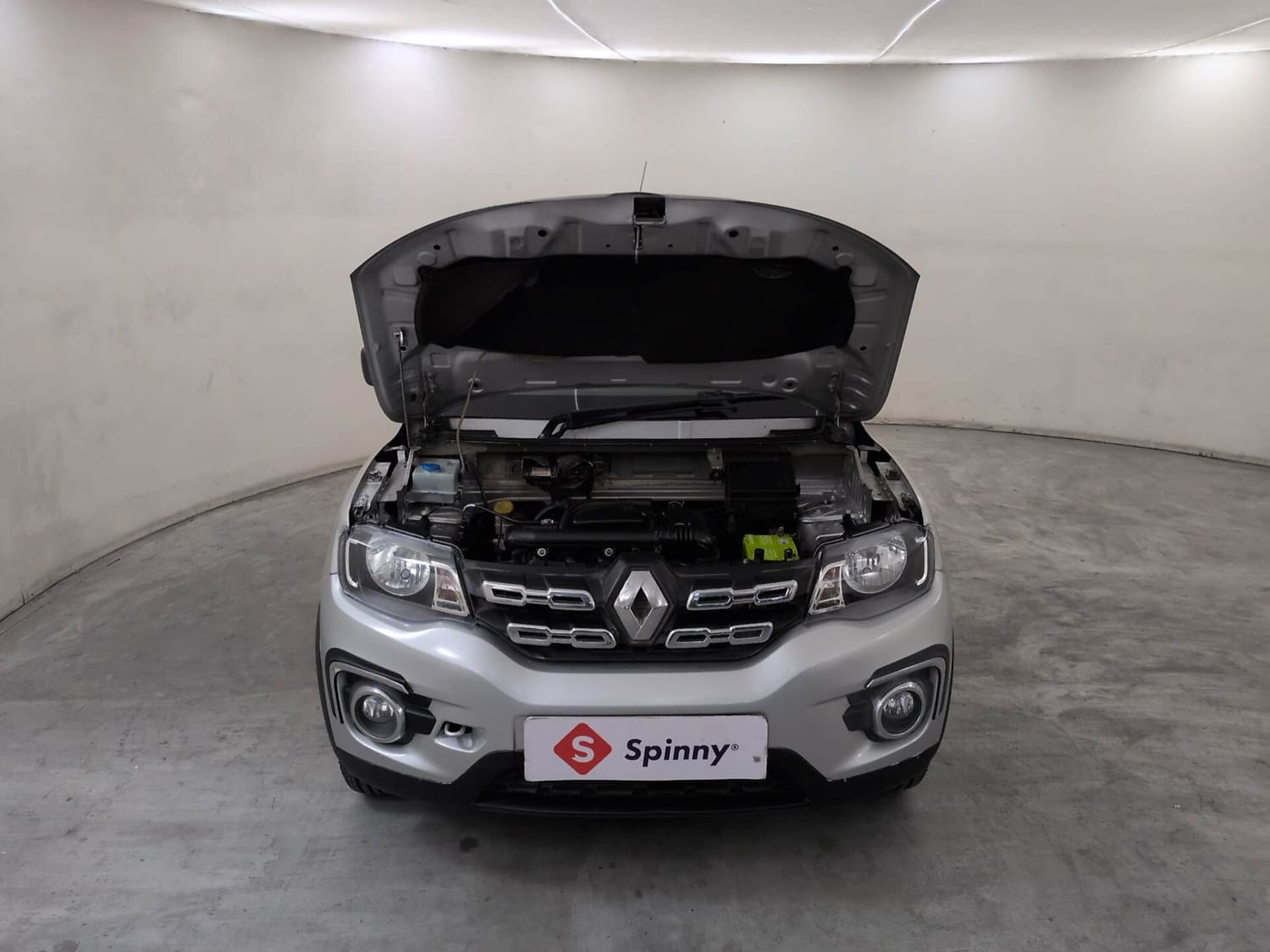 Used 2015 Renault Kwid RXT Petrol Manual engine ENGINE & BONNET OPEN FRONT VIEW