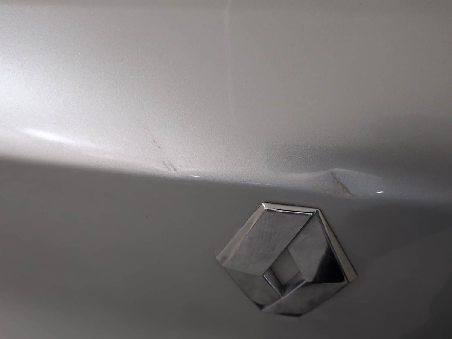 Used 2015 Renault Kwid RXT Petrol Manual dents MINOR DENT