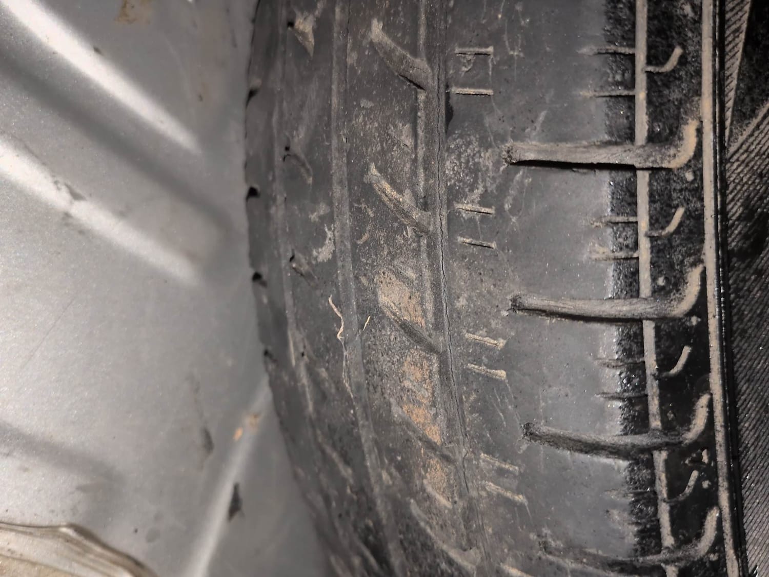 Used 2015 Renault Kwid RXT Petrol Manual tyres SPARE TYRE VIEW