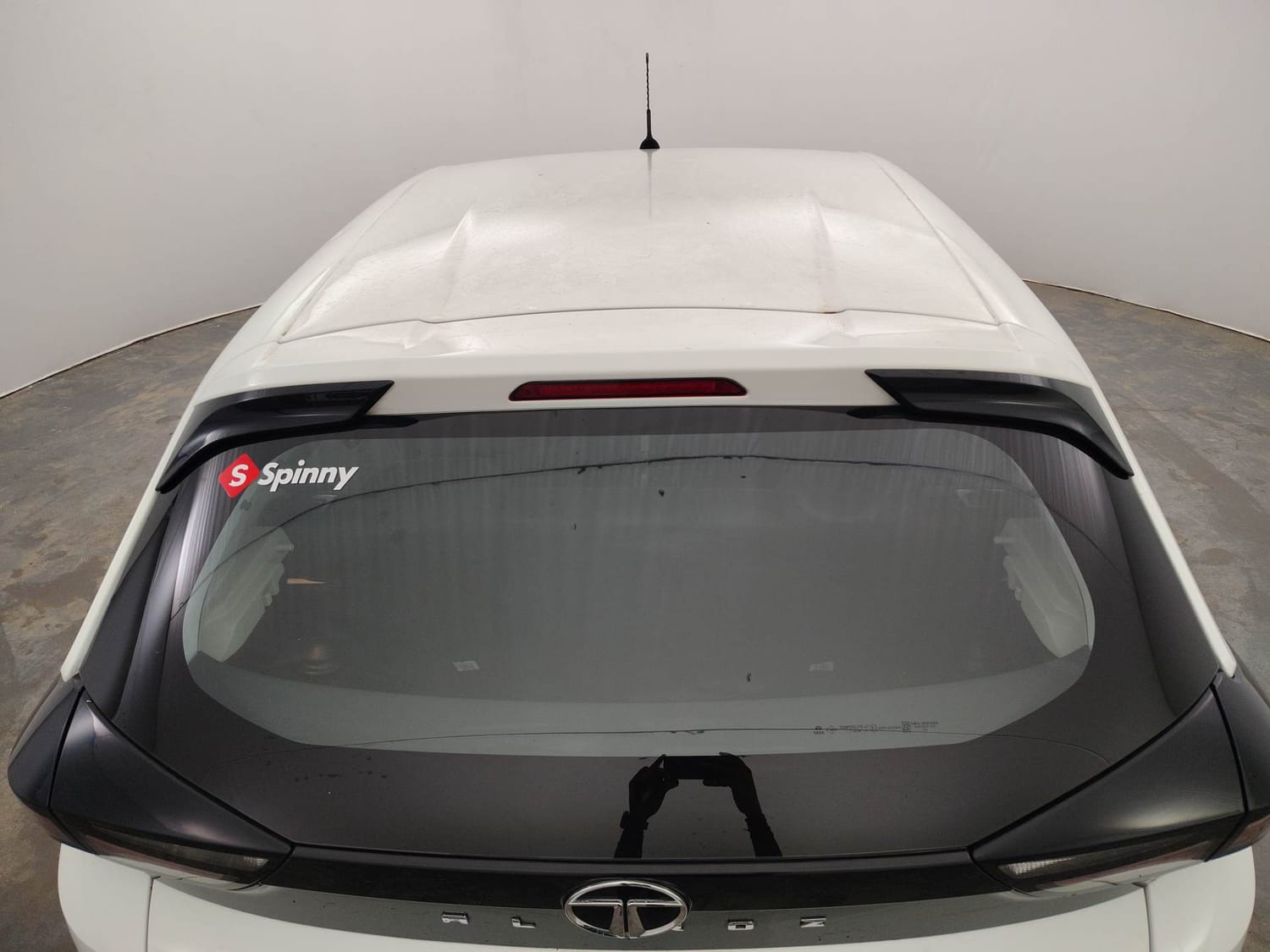 Used 2023 Tata Altroz XTA Petrol Petrol Automatic exterior EXTERIOR ROOF VIEW
