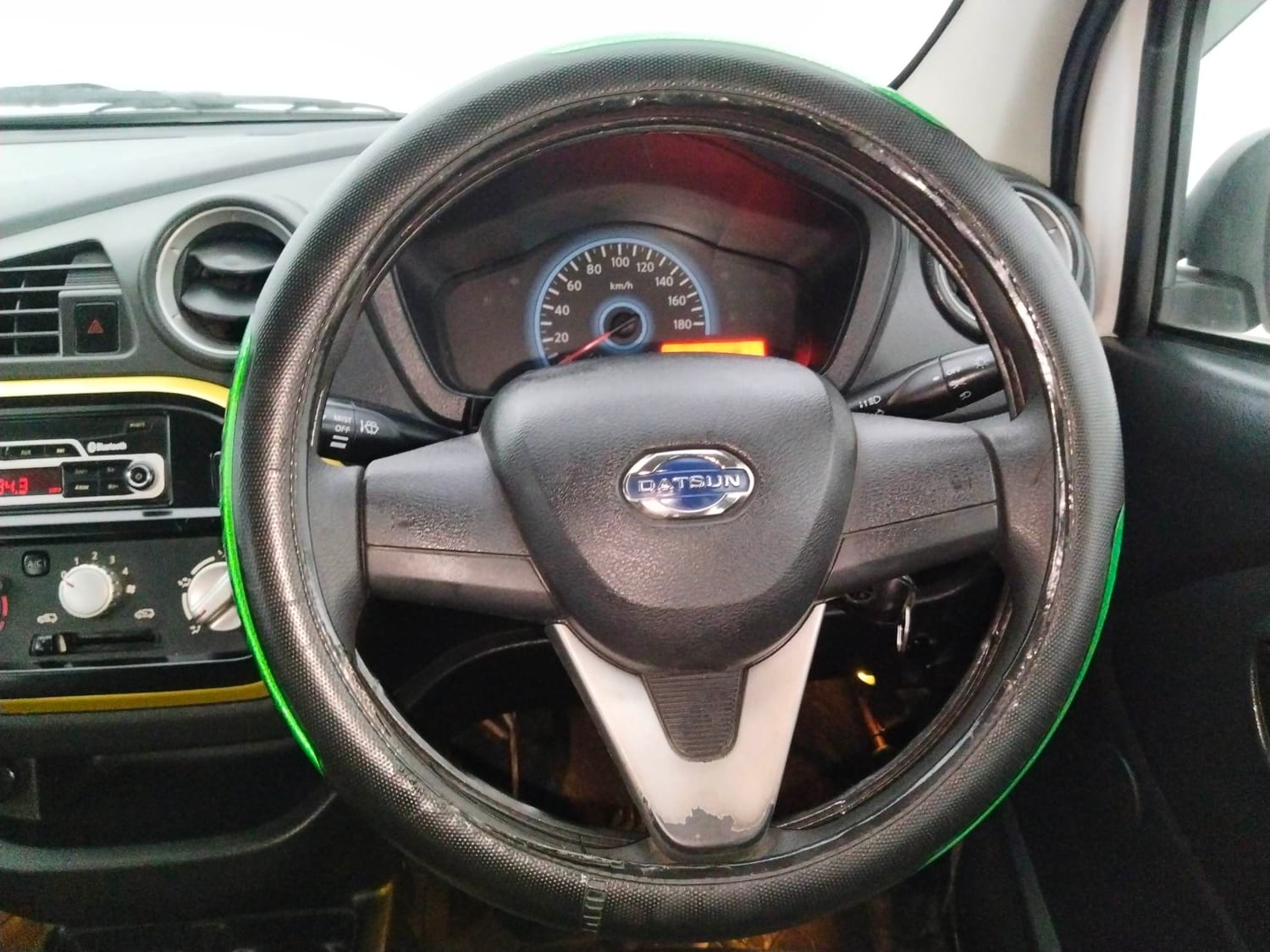 Used 2018 Datsun Redi-GO T(O) 1.0 Petrol Manual interior STEERING VIEW