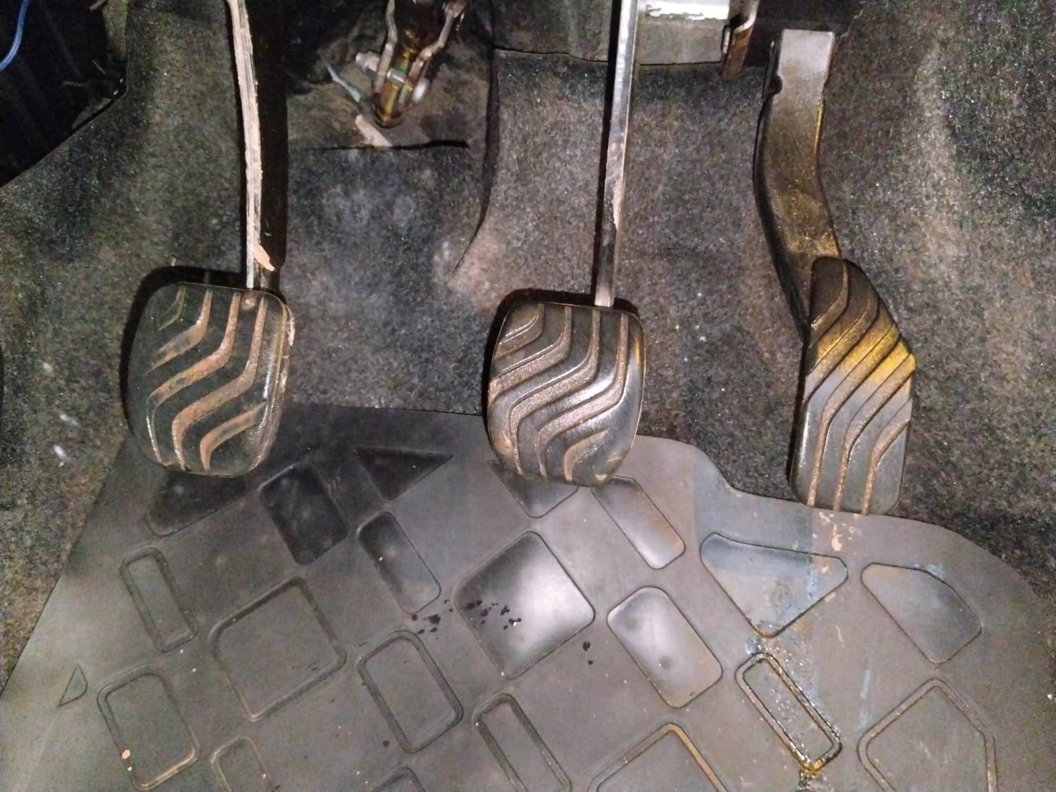 Used 2018 Datsun Redi-GO T(O) 1.0 Petrol Manual interior PEDALS VIEW