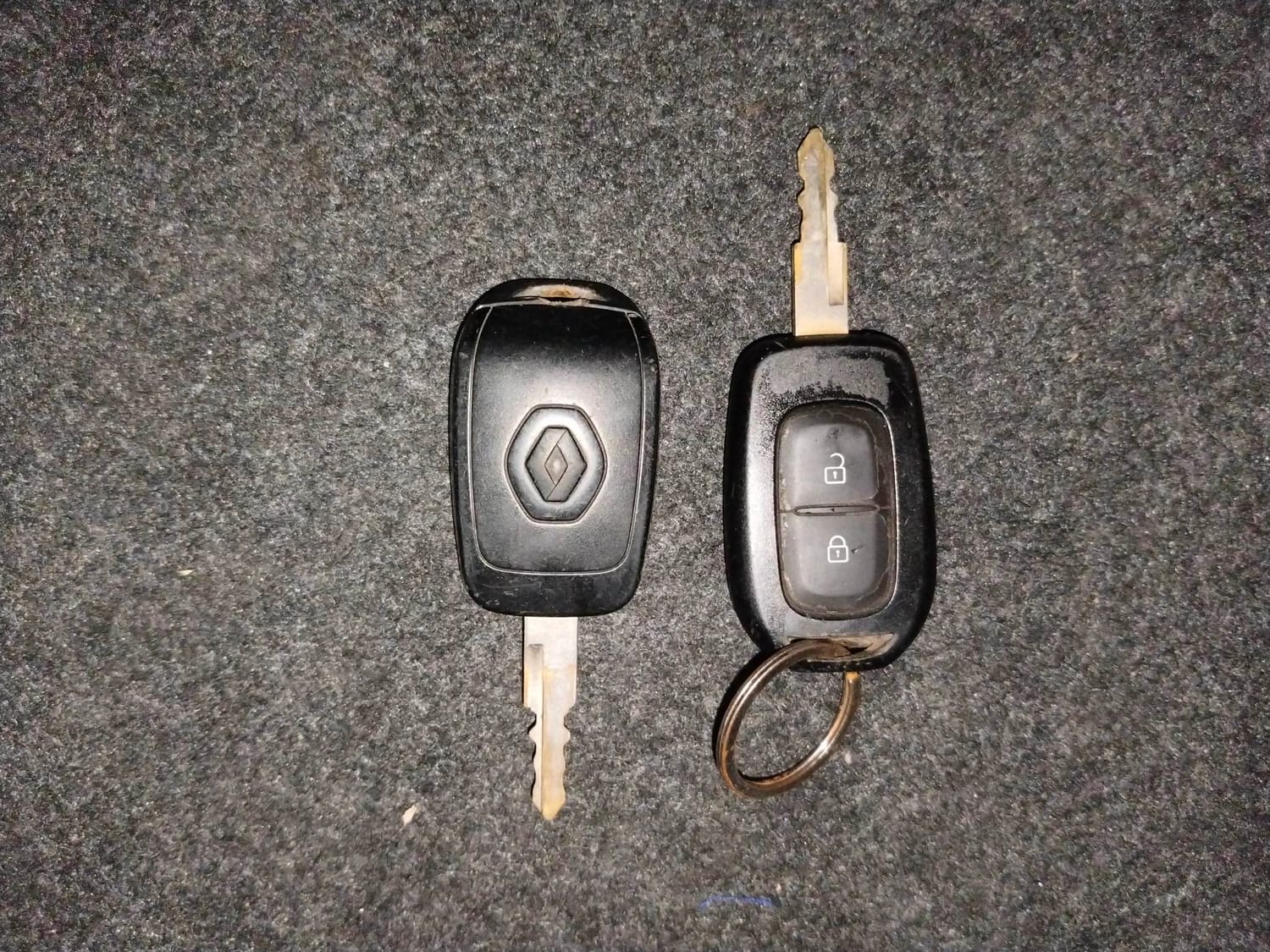 Used 2018 Datsun Redi-GO T(O) 1.0 Petrol Manual extra CAR KEY VIEW