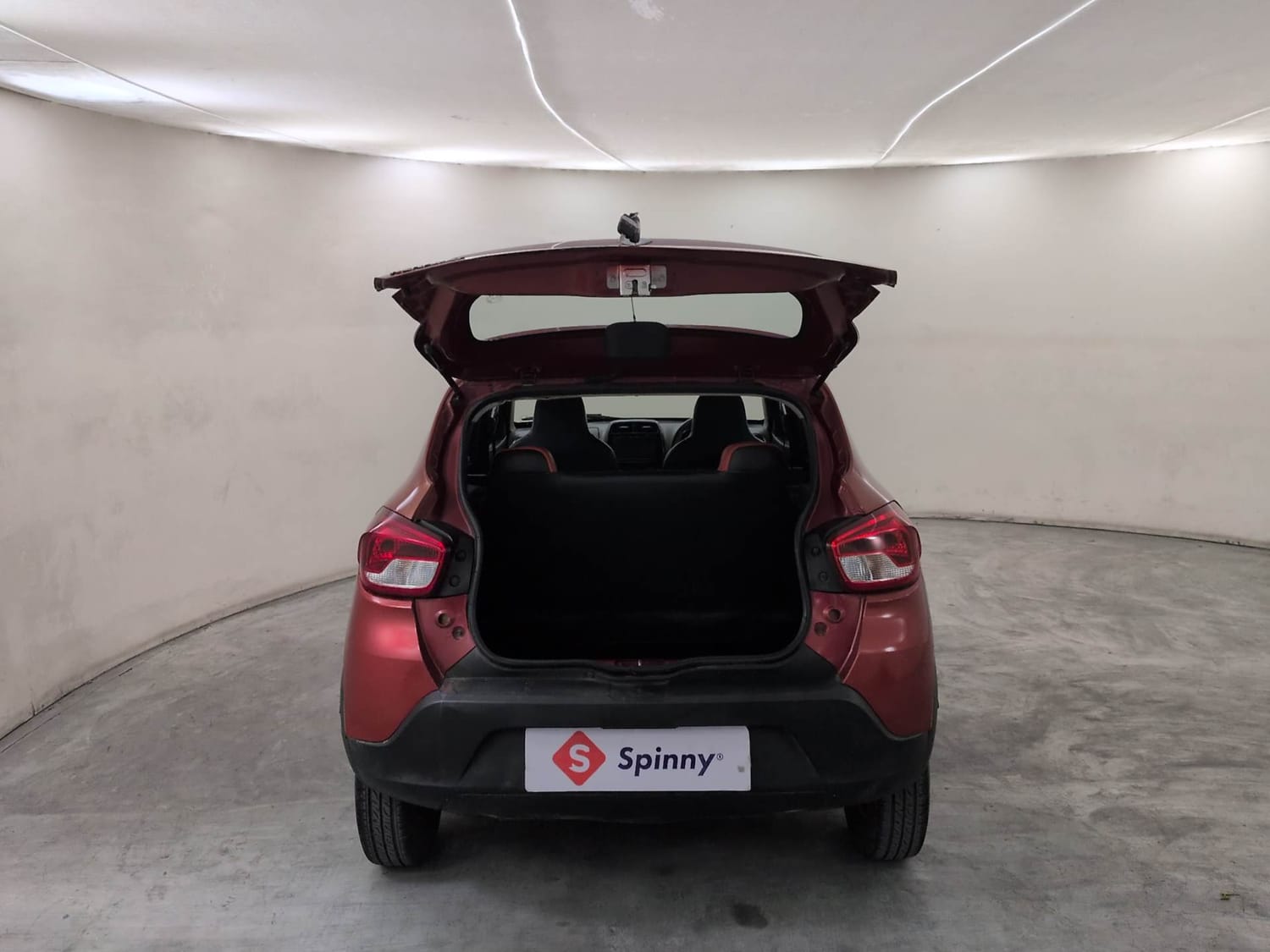 Used 2016 Renault Kwid 1.0 RXT Petrol Manual interior DICKY DOOR OPEN VIEW