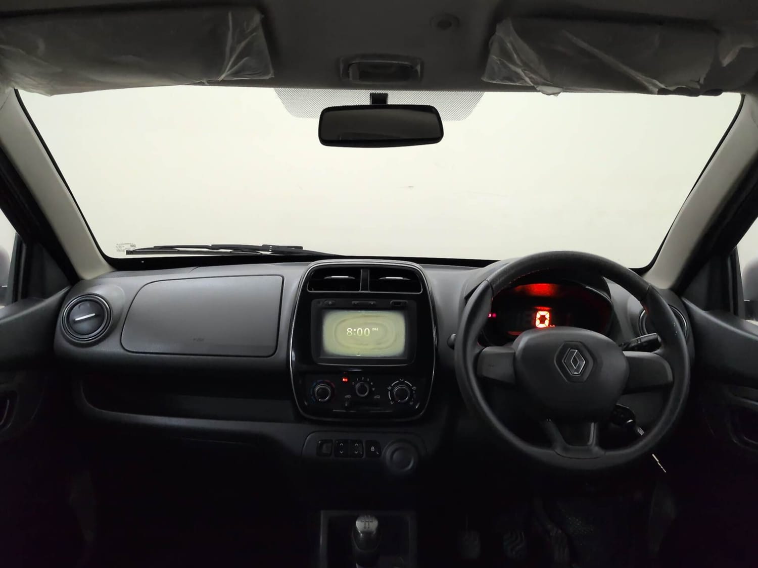 Used 2016 Renault Kwid 1.0 RXT Petrol Manual interior DASHBOARD VIEW