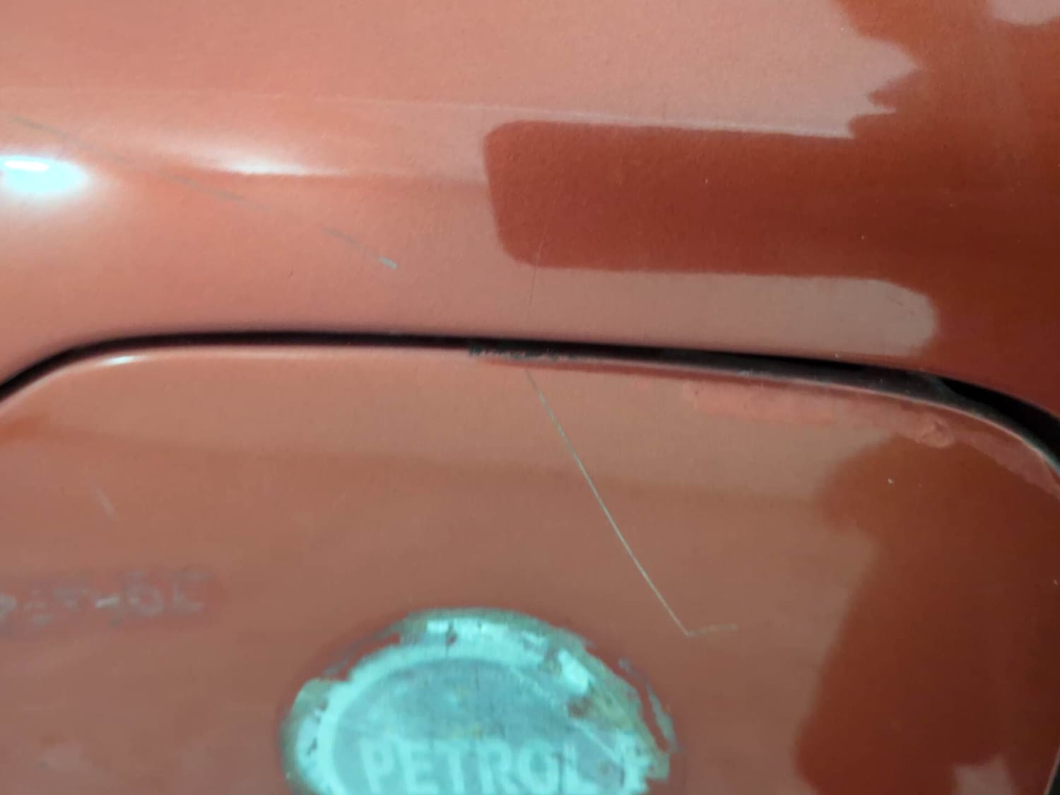 Used 2016 Renault Kwid 1.0 RXT Petrol Manual dents MINOR SCRATCH