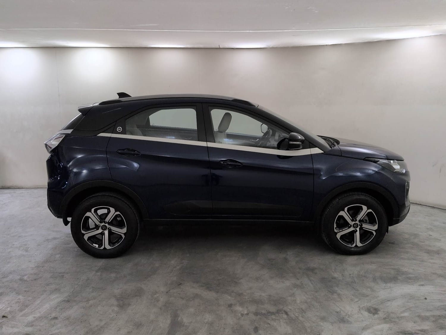 Used 2023 Tata Nexon Creative Plus S 1.5 Revotorq Diesel 6MT DT Diesel Manual exterior RIGHT SIDE VIEW
