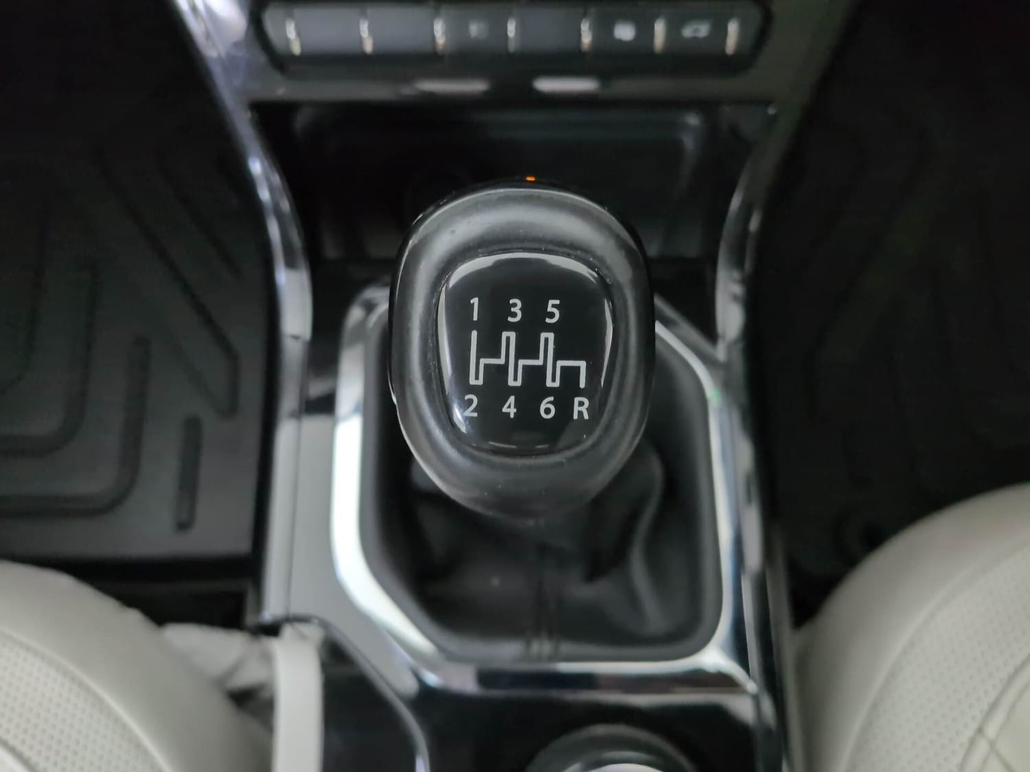 Used 2023 Tata Nexon Creative Plus S 1.5 Revotorq Diesel 6MT DT Diesel Manual interior GEAR  KNOB VIEW