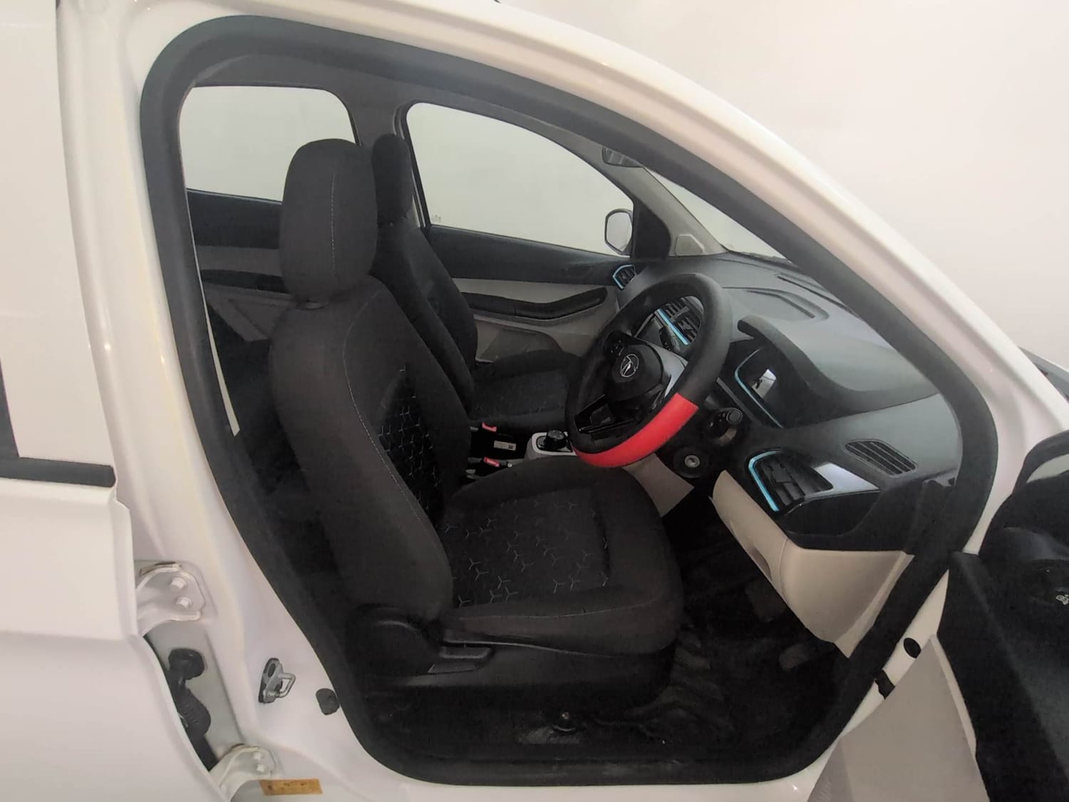 Used 2023 Tata Tiago EV XT Medium Range Electric Automatic interior RIGHT SIDE FRONT DOOR CABIN VIEW