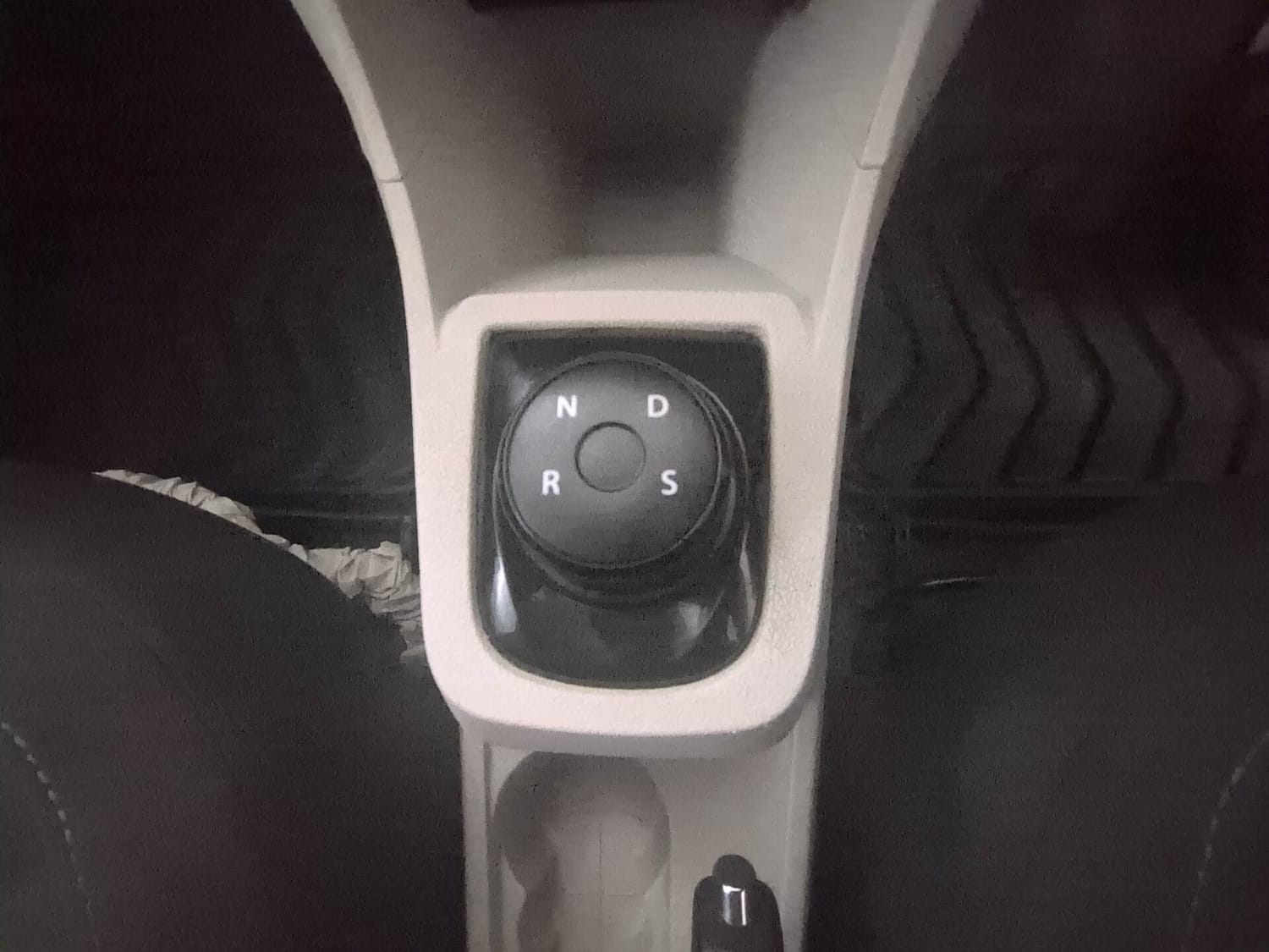 Used 2023 Tata Tiago EV XT Medium Range Electric Automatic interior GEAR  KNOB VIEW