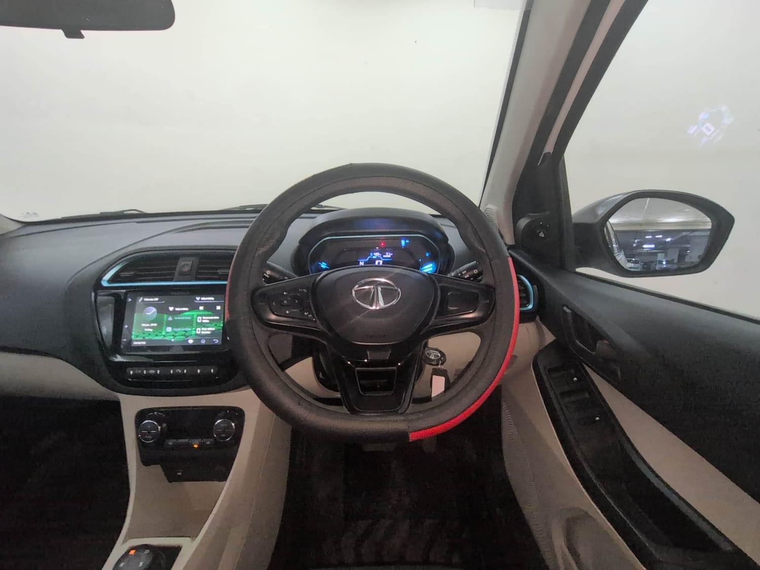 Used 2023 Tata Tiago EV XT Medium Range Electric Automatic interior STEERING VIEW