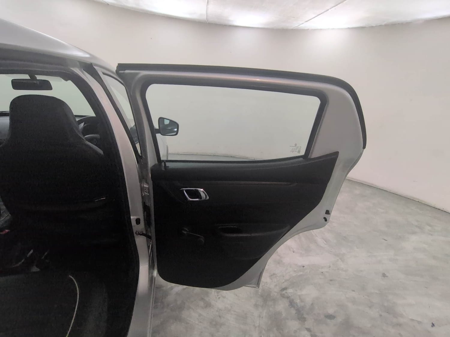 Used 2019 Renault Kwid RXT Opt Petrol Manual interior RIGHT REAR DOOR OPEN VIEW